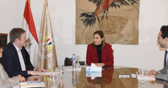 وزيرة الثقافة تلتقى مدير المجلس البريطانى لبحث سبل التعاون مستقبلا