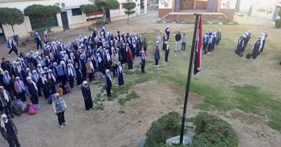 انتظام الدراسة فى 1495 مدرسة بمحافظة أسوان.. صور 