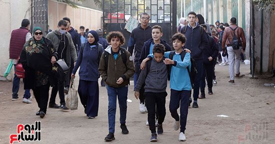 عودة الدراسة .. حضور مرتفع للطلاب فى أول أيام الفصل الدراسى الثانى