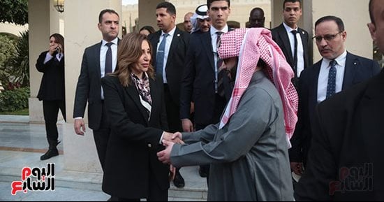 جولة لـ تركي آل الشيخ فى دار الأوبرا عقب لقائه وزيرة الثقافة.. صور