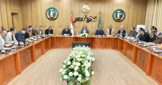 محافظ المنوفية: التوسع فى إقامة منافذ للسلع بأسعار مخفضة