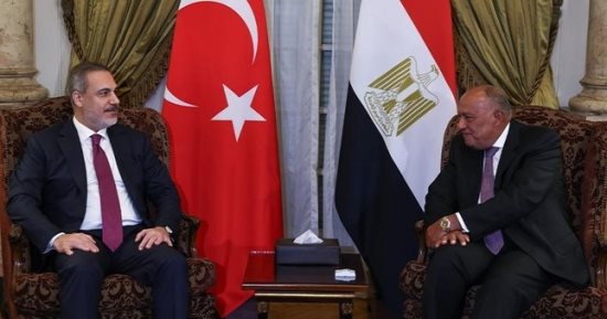 مصر وتركيا علاقات عميقة بحكم التاريخ والجغرافيا.. شراكة تاريخية خلال الحكم العثمانى.. وانفتاح اقتصادى كبير فى السبعينيات والثمانينيات وصلت ذروته فى 2011.. إرث ثقافى وحضارى وتراثى بين الشعبين وازدهار تجارى