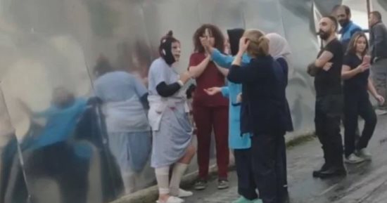 امرأة تتسلل من مستشفى بعد إجراء عملية تجميل "علشان ما تدفعش"
