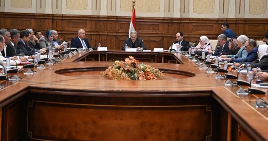 رئيس "محلية النواب": "احنا فى أعرق برلمانات العالم والمسئول لازم يجى مذاكر كويس"