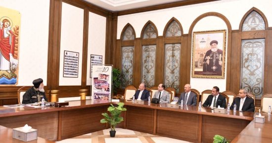البابا تواضروس الثانى يجتمع بمجلس كنيسة الملاك ميخائيل فى المقر الباباوى 