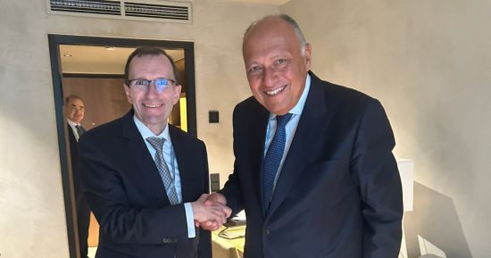 وزيرا خارجية مصر والنرويج يؤكدان أهمية استمرار الدعم المالى لـ"الأونروا" 