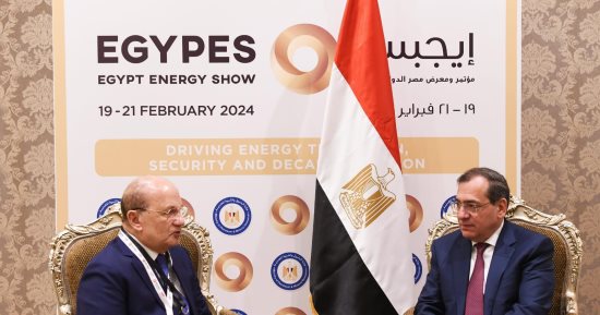 وزير البترول يبحث مع وفد شركة "آى بى آر" ما تحقق من نتائج