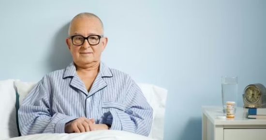 لمرضى السكرى.. تناول هذه الأكلات قبل النوم لضبط سكر الدم
