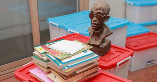 إهداء كتب نجيب محفوظ لمكتبة الإسكندرية.. متى ستتم إتاحتها للزوار؟