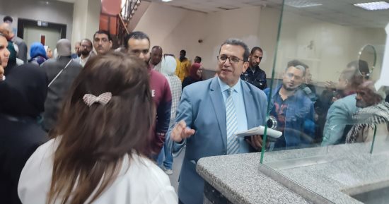 "صحة النواب" تتفقد مركز أورام أسوان وتطالب بسرعة تطوير مستشفي التأمين العام القديم 