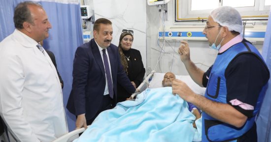 محافظ المنوفية يحيل 119 من العاملين بمستشفى منوف وحميات تلا للتحقيق