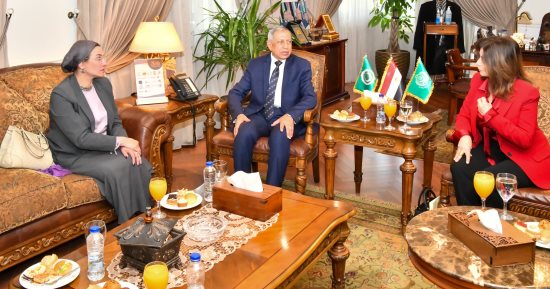 وزيرة البيئة تلتقى الأميرة الأردنية دانا فراس لبحث سبل التعاون بمجال السياحة