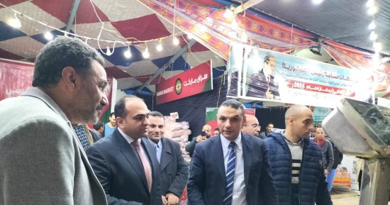 نائب محافظ الإسكندرية يفتتح معرض "أهلا رمضان" بتخفيضات 30%.. صور
