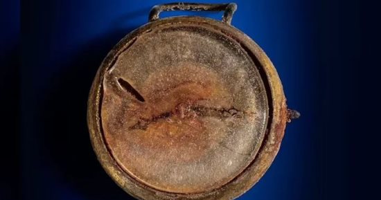 بيع ساعة “قنبلة هيروشيما الذرية” بأكثر من 31 ألف دولار فى مزاد علنى