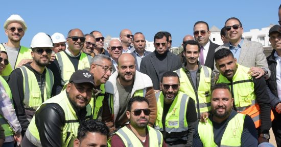 أشرف صبحي يتفقد مشروع الاستاد الجديد للمصري 