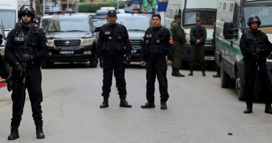 الجزائر.. حريق فى مخزن بحاسى مسعود يسفر عن 3 وفيات وإنقاذ 49 شخصا