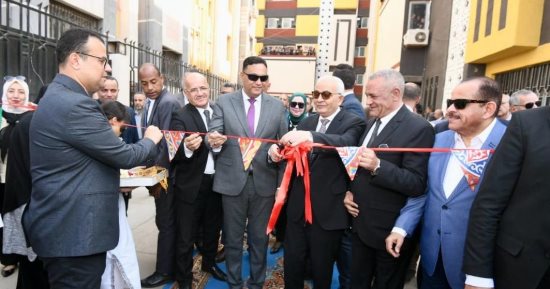 وزير التعليم ومحافظ الدقهلية يفتتحان معرض المدرسة المنتجة أهلا رمضان بالمنصورة