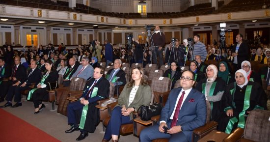 عميد إعلام القاهرة لخريجى دفعة 2023: أنتم النبت الطيب ومستقبل الدولة