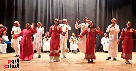 فرق الفنون الشعبية بالصعيد تقدم عروضها التراثية بمسابقة "فن بلدى"