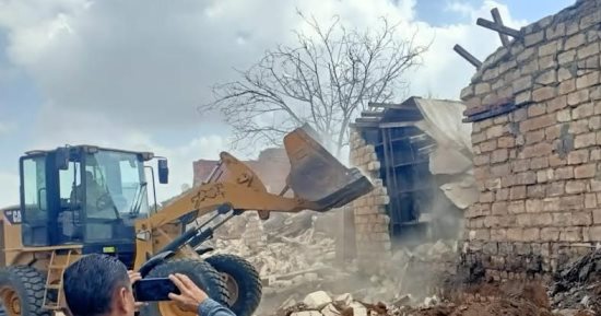 إزالة 20 حالة تعد على أراض أملاك الدولة بالقصاصين فى الإسماعيلية
