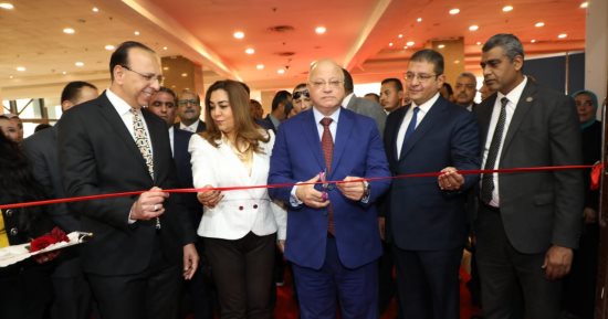 محافظا القاهرة ودمياط يفتتحا الدورة 56 لمعرض القاهرة الدولى 