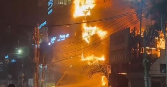 مقتل 2 وإصابة 3 أخرين في حريق بمنطقة كراماتورسك بدونيتسك