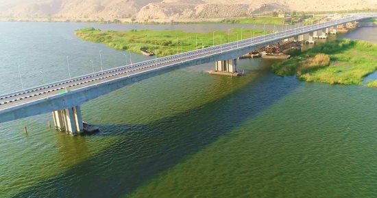 شبكة الطرق القومية بسوهاج.. محاور وكبارى حولتها إلى محافظة عصرية حديثة وفتحت أفاق التنمية الشاملة.. تكلفت 5 مليارات و105 ملايين جنيه.. محور جرجا دار السلام بـ400 مليون ومحور طما بـ655 مليونا.. صور