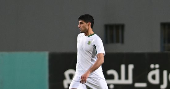 سيف تقا يحصل على جائزة أفضل لاعب فى مباراة المقاولون والاتحاد