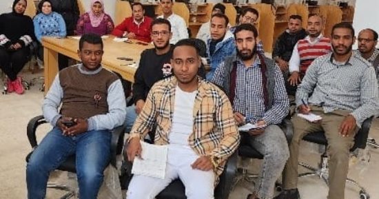 وزارة العمل: ختام برامج تدريب مجانية على 4 مهن يحتاجها السوق بالأقصر