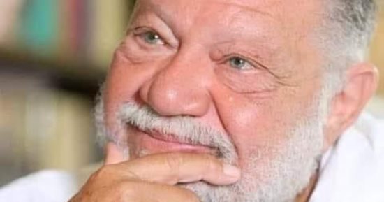 وائل السمرى يكتب: عتبات البهجة.. ماذا سيفعل عميد الدراما العربية مع الرواية البديعة؟.. عناصر المسلسل تعدنا بجرعة كاملة من السعادة.. وأداء الفخرانى نور نتبعه ليدلنا على أنفسنا ويزرع فى وجداننا قيم الفن النبيلة