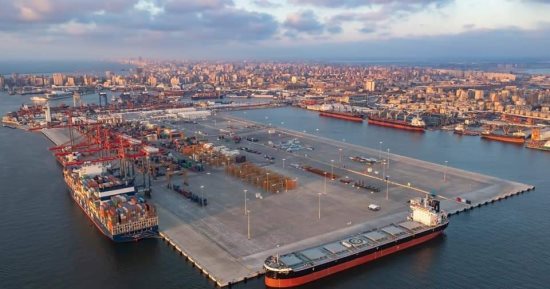 النقل تحتفى بمرور عام على تشغيل محطة تحيا مصر متعددة الأغراض بميناء الإسكندرية