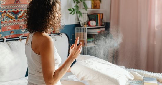 لو بتشتغل من البيت وزهقت من فوضى مساحة المكتب.. 4 خطوات لتنظيمه