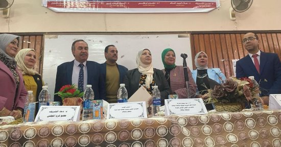 ندوة لـ"القومى للمرأة" بمعهد الخدمة الاجتماعية في سوهاج عن التنمية الأسرية