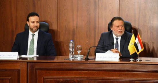 محافظ البنك المركزى: البعض كان يدعى الحصول على الدولار بأسعار عالية