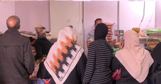 عرض خاص.. 10 كيلو أرز بـ270 جنيها فى معرض أهلا رمضان بإمبابة