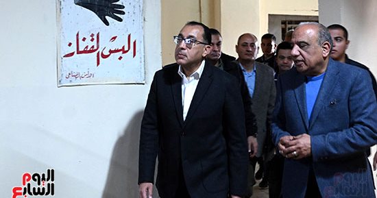 رئيس الوزراء: نحن أحوج ما يكون لتعميق المنتج المحلى والاكتفاء الذاتى
