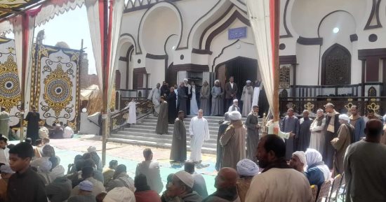 أوقاف قنا تفتتح مسجد الجزيرة بقرية الترامسة والأهالي: إحنا اليوم في عيد.. فيديو