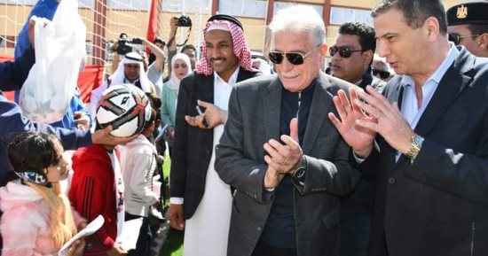 محافظ جنوب سيناء يفتتح أول ملعب خماسى بقرية رأس النقب بطابا.. صور