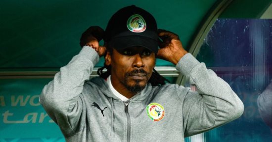 سيسيه يواصل مسيرته مع منتخب السنغال حتى 2026
