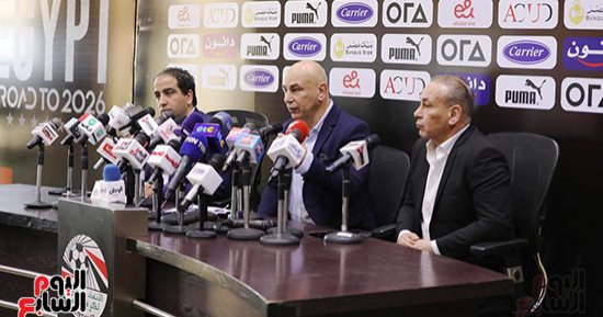 حسام حسن: لا توجد أزمة بين جهاز المنتخب وعمر كمال عبد الواحد