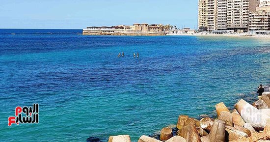 هدوء ما قبل العاصفة.. الإسكندرية تشهد أجواء ربيعية دافئة قبل نوة "عوة" 