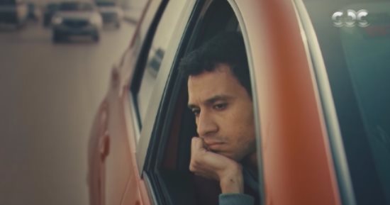 مسلسل مسار إجبارى.. الحزن يسيطر على عصام عمر بعد زيارة والده بالمستشفى