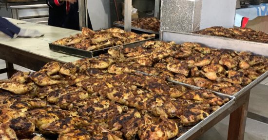 يا جمال أهلك يا مصر.. قبطى ينظم مائدة رحمن طوال شهر رمضان بالغردقة.. فيديو