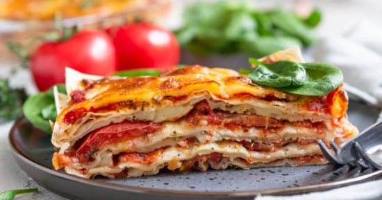 منيو إفطار 6 رمضان.. لازنيا وشوربة مشروم