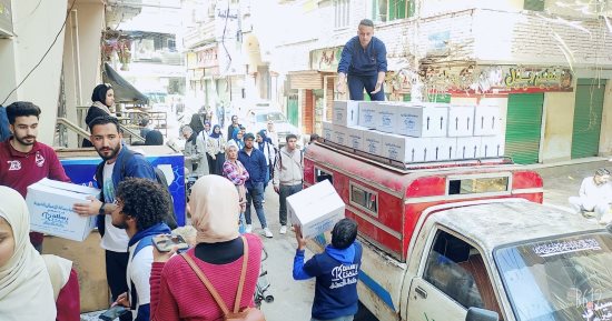 التحالف الوطنى للعمل الأهلى التنموى يوزع 400 كرتونة مساعدات غذائية بالشرقية..صور