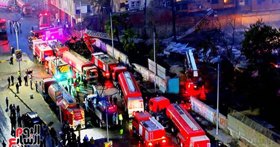 الانتهاء من أعمال التبريد بعد السيطرة على حريق استوديو الأهرام في العمرانية.. صور
