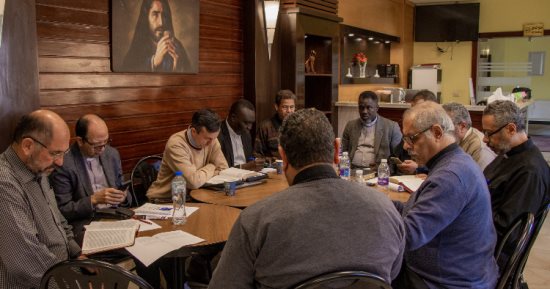 الكنيسة الأسقفية تعقد مؤتمرا لتدريب القساوسة والخدام.. صور