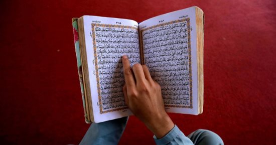 روحانيات الشهر الكريم.. قراءة القرآن فى المساجد