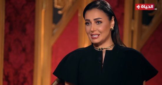 حلا شيحة لـ ع المسرح: الحب والاحتواء يكفى الأبناء لطاعة والديهم
