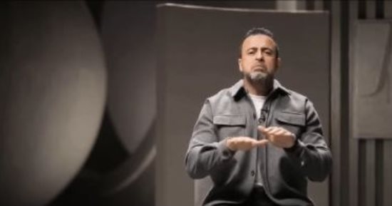 مصطفى حسني لـ قناة الناس: عليك ألا تقوم بشيئين فى الصلاة لتكون خاشعا في صلاتك